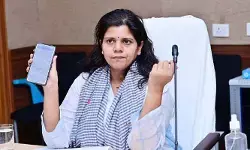 రైతుల అవసరాలకు సరిపడా ఎరువుల నిల్వలు : కలెక్టర్ ఇలా త్రిపాఠి రైతుల అవసరాలకు సరిపడా ఎరువుల నిల్వలు : కలెక్టర్ ఇలా త్రిపాఠి