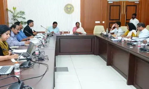 వీబీ జీ రామ్‌జీ చ‌ట్టంతో జ‌రిగే న‌ష్టాన్ని భ‌ర్తి చేసే విధంగా  చ‌ర్య‌లు: మంత్రి సీత‌క్క‌