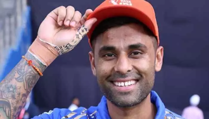 ముంబై ఇండియన్స్ ను అన్ ఫాలో చేసిన సూర్య ! ముంబై ఇండియన్స్ ను అన్ ఫాలో చేసిన సూర్య !