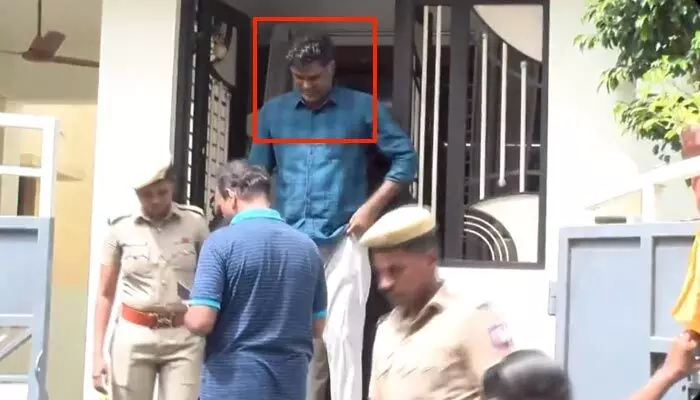 మహిళా మంత్రిపై అసభ్యకర వ్యాఖ్యలు.. యూట్యూబర్ అరెస్ట్ మహిళా మంత్రిపై అసభ్యకర వ్యాఖ్యలు.. యూట్యూబర్ అరెస్ట్