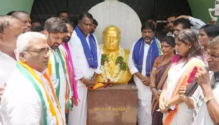 అంబేద్కర్ ఆశయాలకు జ్ఞాన సౌధాలు అంబేద్కర్ ఆశయాలకు జ్ఞాన సౌధాలు