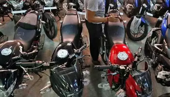 సీజ్ చేసిన వాహనాల బహిరంగ వేలం.. సీజ్ చేసిన వాహనాల బహిరంగ వేలం..