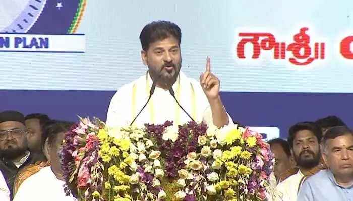 పేదలకు ఇళ్ల నిర్మాణంపై శుభవార్త.. సీఎం రేవంత్ రెడ్డి కీలక ప్రకటన పేదలకు ఇళ్ల నిర్మాణంపై శుభవార్త.. సీఎం రేవంత్ రెడ్డి కీలక ప్రకటన