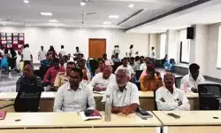 ప్రజావాణిలో అధికారులేరి..? ప్రజావాణిలో అధికారులేరి..?