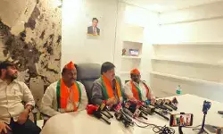 ధాన్యం కొనుగోళ్లపై కేంద్రం పై తప్పుడు ప్రచారం: రాంచందర్ రావు ధాన్యం కొనుగోళ్లపై కేంద్రం పై తప్పుడు ప్రచారం: రాంచందర్ రావు