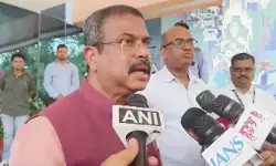 నీట్ రీ-ఎగ్జామ్కు పకడ్బందీ ఏర్పాట్లు చేస్తున్నాం: కేంద్ర మంత్రి ధర్మేంద్ర ప్రధాన్ నీట్ రీ-ఎగ్జామ్కు పకడ్బందీ ఏర్పాట్లు చేస్తున్నాం: కేంద్ర మంత్రి ధర్మేంద్ర ప్రధాన్