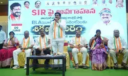 కాంగ్రెస్ ఓటర్లపై కేంద్రం కక్ష్య కాంగ్రెస్ ఓటర్లపై కేంద్రం కక్ష్య