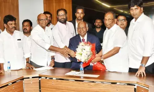 దళిత క్రిష్టియన్లకు ఎస్సీ హోదా కల్పించాలి.. జస్టిస్ కేజీ బాలకృష్ణన్‌తో బీఆర్ఎస్ బృందం భేటీ