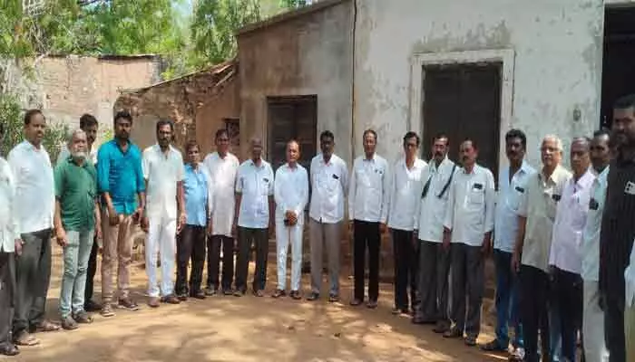 ‘ప్రభుత్వం చేనేత సహకార సంఘాల కార్మికుల పై దృష్టి పెట్టాలి’.. కార్మికుల డిమాండ్ ‘ప్రభుత్వం చేనేత సహకార సంఘాల కార్మికుల పై దృష్టి పెట్టాలి’.. కార్మికుల డిమాండ్