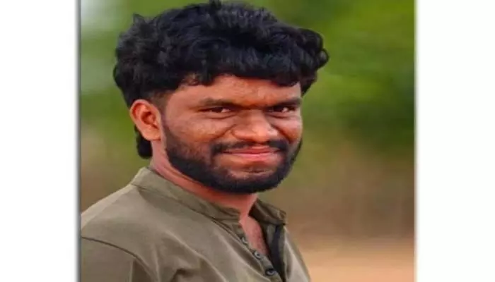 పాలయూరు యూనివర్సిటీలో విద్యార్థి ఆత్మహత్య పాలయూరు యూనివర్సిటీలో విద్యార్థి ఆత్మహత్య