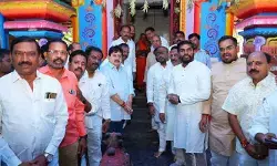 మోదీ చారిత్రక రికార్డుకు ప్రత్యేక పూజలు.. తార్నాకలో బీజేపీ సంబరాలు మోదీ చారిత్రక రికార్డుకు ప్రత్యేక పూజలు.. తార్నాకలో బీజేపీ సంబరాలు