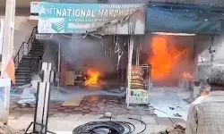 అనకాపల్లి జిల్లాలో భారీ అగ్నిప్రమాదం అనకాపల్లి జిల్లాలో భారీ అగ్నిప్రమాదం
