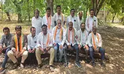 మాజీ ఎమ్మెల్యే పుట్ట మధుపై కాంగ్రెస్ నేతల ఆగ్రహం మాజీ ఎమ్మెల్యే పుట్ట మధుపై కాంగ్రెస్ నేతల ఆగ్రహం