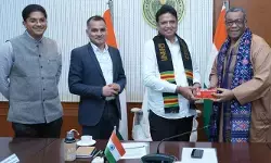 ఘనాలో ఫార్మా హబ్కు తెలంగాణ అండ.. మంత్రి శ్రీధర్బాబు కీలక ప్రకటన ఘనాలో ఫార్మా హబ్కు తెలంగాణ అండ.. మంత్రి శ్రీధర్బాబు కీలక ప్రకటన