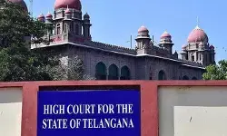 ఫుట్పాత్లపై వ్యాపారాలా..?: హైకోర్టు ఆగ్రహం ఫుట్పాత్లపై వ్యాపారాలా..?: హైకోర్టు ఆగ్రహం