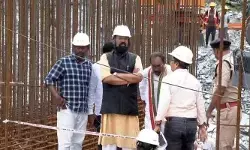 ముక్త్యాల బ్రాంచ్ కెనాల్ లిఫ్ట్ ఇరిగేషన్ ప్రాజెక్ట్ పనులను పరిశీలించిన మంత్రి ఉత్తమ్ ముక్త్యాల బ్రాంచ్ కెనాల్ లిఫ్ట్ ఇరిగేషన్ ప్రాజెక్ట్ పనులను పరిశీలించిన మంత్రి ఉత్తమ్