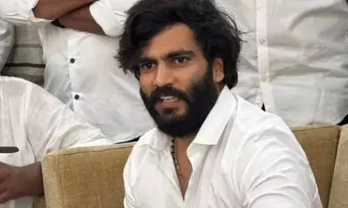 బైరెడ్డి సిద్ధార్థ్‌ రెడ్డిని విచారించిన పోలీసులు