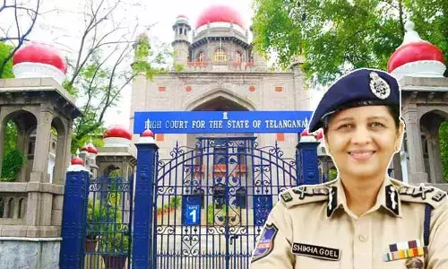 ‘పెద్ది’ మూవీ టికెట్‌ ధరల పెంపు.. హోంశాఖ ముఖ్య కార్యదర్శిపై కోర్టు ధిక్కరణ పిటిషన్‌