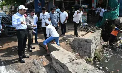 వర్షాకాలం వరదల పట్ల అప్రమత్తంగా ఉండాలి