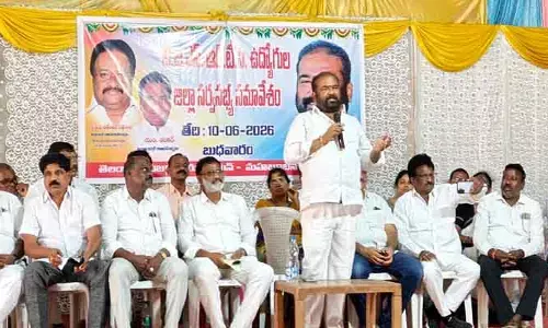 ముందు ఆర్టీసీని ప్రభుత్వంలో విలీనం చేయాలి : టీఎంయూ రాష్ట్ర ప్రధాన కార్యదర్శి అశ్వద్ధామరెడ్డి