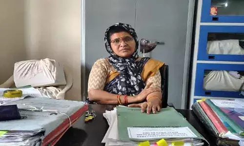 ఏసీబీ వలలో కరీంనగర్ జిల్లా సంక్షేమ శాఖ కార్యాలయ అసిస్టెంట్
