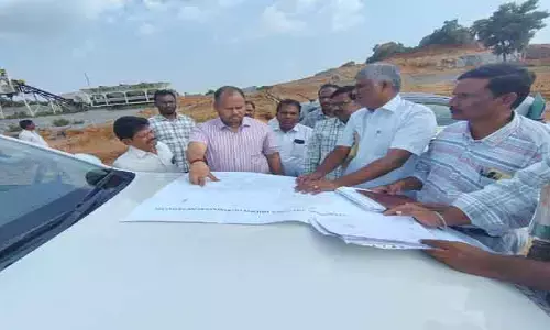 రెండు నెలల్లో పెండింగ్ పరిహార ప్యాకేజీ చెల్లింపులు పూర్తి చేయాలి :  కమిషనర్ శివకుమార్ నాయుడు