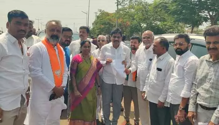 ఉధృతం అవుతున్న బుల్లెట్ ట్రైన్ దారి మళ్లింపు ఉద్యమం! ఉధృతం అవుతున్న బుల్లెట్ ట్రైన్ దారి మళ్లింపు ఉద్యమం!
