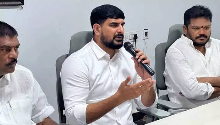 బీఆర్ఎస్ బలోపేతానికి కార్యకర్తలే మూలస్తంభాలు : ఎమ్మెల్యే పాడి కౌశిక్ రెడ్డి బీఆర్ఎస్ బలోపేతానికి కార్యకర్తలే మూలస్తంభాలు : ఎమ్మెల్యే పాడి కౌశిక్ రెడ్డి