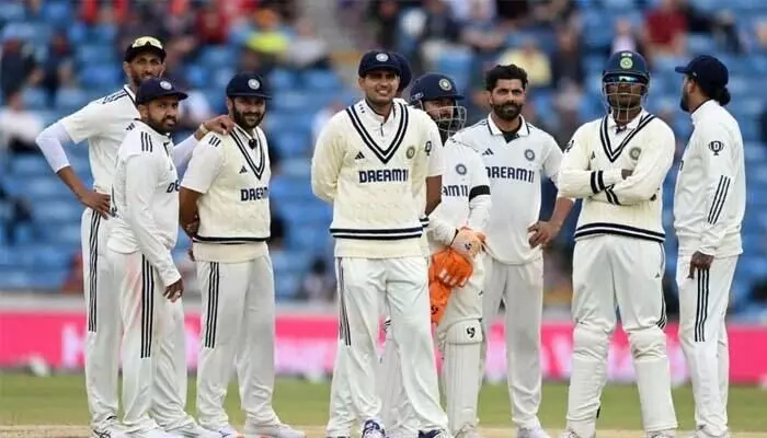 టెస్టుల్లో నం.1 బ్యాటర్ అతనే.. గిల్ ఏ స్థానంలో ఉన్నాడో తెలుసా? టెస్టుల్లో నం.1 బ్యాటర్ అతనే.. గిల్ ఏ స్థానంలో ఉన్నాడో తెలుసా?