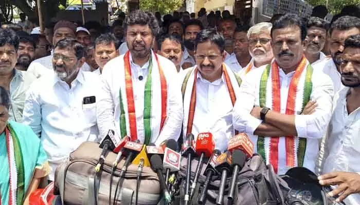 పేదోడి నడ్డీ విరుస్తున్న బీజేపీ పేదోడి నడ్డీ విరుస్తున్న బీజేపీ