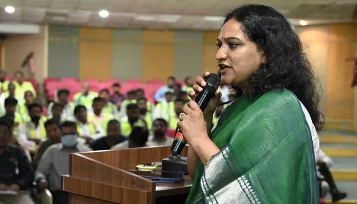 సీఎంసీ పరిధిలో కఠినంగా ‘నో బిన్ – నో ట్రేడ్’ అమలు సీఎంసీ పరిధిలో కఠినంగా ‘నో బిన్ – నో ట్రేడ్’ అమలు