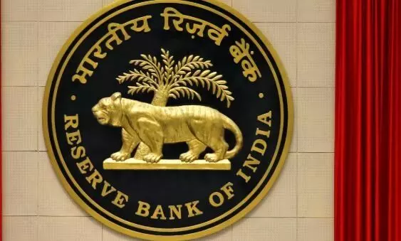 RBI: కాగితపు నోట్లు రద్దు వదంతులను ఖండించిన ఆర్బీఐ RBI: కాగితపు నోట్లు రద్దు వదంతులను ఖండించిన ఆర్బీఐ