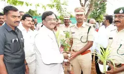పర్యావరణ సమతుల్యతతోనే మానవాళి జీవనం ఆధారపడి ఉంది: మంత్రి వివేక్ వెంకటస్వామి