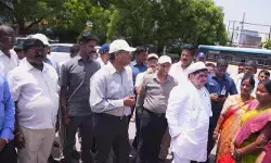 ప్రయాణికుల కష్టాలకు చెక్...హుస్నాబాద్ బస్ స్టేషన్కు నూతన శోభ! ప్రయాణికుల కష్టాలకు చెక్...హుస్నాబాద్ బస్ స్టేషన్కు నూతన శోభ!