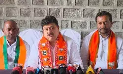 ఓటరు జాబితా సవరణ పై ప్రతిపక్షాల దుష్ప్రచారం మానుకోవాలి ఓటరు జాబితా సవరణ పై ప్రతిపక్షాల దుష్ప్రచారం మానుకోవాలి