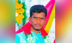 రైలు నుంచి జారి పడి యువకుడి మృతి