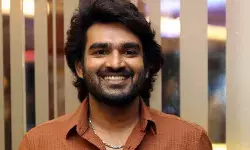 డైరెక్టర్గా మారిపోయిన హీరో కిరణ్ అబ్బవరం డైరెక్టర్గా మారిపోయిన హీరో కిరణ్ అబ్బవరం