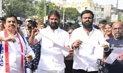 ఫీజు రీయింబర్స్మెంట్ బకాయిలు వెంటనే విడుదల చేయాలి: మాజీ మంత్రి ఫీజు రీయింబర్స్మెంట్ బకాయిలు వెంటనే విడుదల చేయాలి: మాజీ మంత్రి