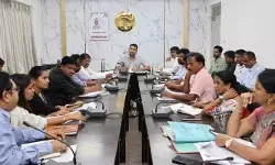సాలిడ్ వేస్ట్ మేనేజ్మెంట్-2026 అమలుకు కార్యాచరణ.. శాఖల సమన్వయం తప్పనిసరి సాలిడ్ వేస్ట్ మేనేజ్మెంట్-2026 అమలుకు కార్యాచరణ.. శాఖల సమన్వయం తప్పనిసరి
