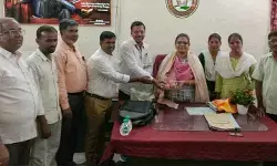 ఆర్టీసీ డిఎంగా కరుణశ్రీ బాధ్యతల స్వీకరణ ఆర్టీసీ డిఎంగా కరుణశ్రీ బాధ్యతల స్వీకరణ