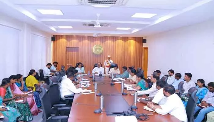 పటిష్ట ప్రణాళికతో పరకాల డైరీని విజయవంతం చేయాలి : ఎమ్మెల్యే రేవూరి ప్రకాష్ రెడ్డి పటిష్ట ప్రణాళికతో పరకాల డైరీని విజయవంతం చేయాలి : ఎమ్మెల్యే రేవూరి ప్రకాష్ రెడ్డి