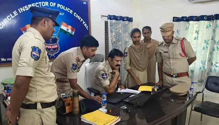 దర్యాప్తులో ఉన్న కేసుల పురోగతి పై జిల్లా అడిషనల్ ఆకస్మిక తనిఖీ దర్యాప్తులో ఉన్న కేసుల పురోగతి పై జిల్లా అడిషనల్ ఆకస్మిక తనిఖీ