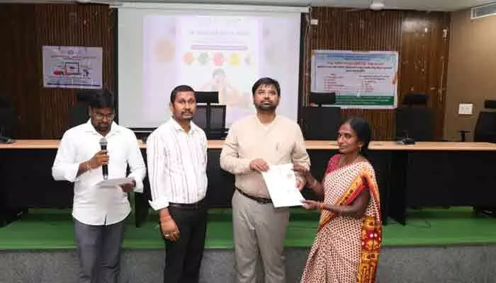 ఆహార భద్రతలో నాణ్యత ప్రమాణాలు పాటించాలి: జిల్లా కలెక్టర్ కుమార్ దీపక్ ఆహార భద్రతలో నాణ్యత ప్రమాణాలు పాటించాలి: జిల్లా కలెక్టర్ కుమార్ దీపక్