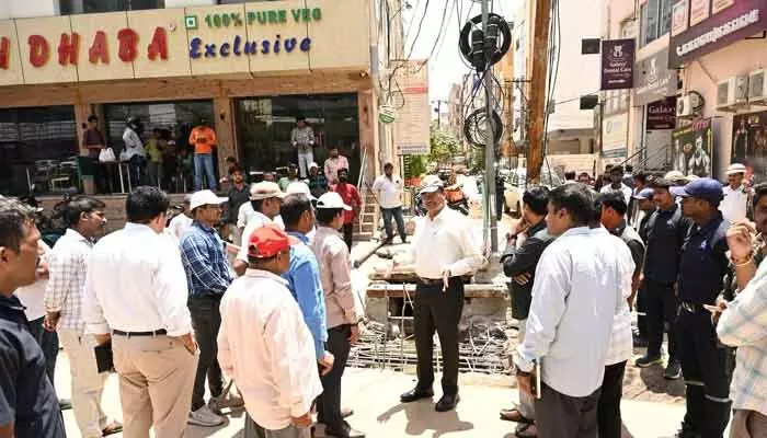 హైదరాబాద్ను ముంచిన వరదలకు అసలు కారణాలు బయటపెట్టిన హైడ్రా కమిషనర్ హైదరాబాద్ను ముంచిన వరదలకు అసలు కారణాలు బయటపెట్టిన హైడ్రా కమిషనర్