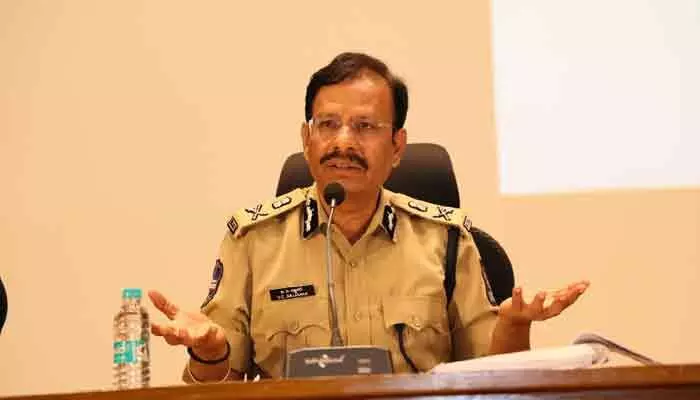 హైదరాబాద్ పోలీసుల ఘనత.. 18 రోజుల్లోనే ఇగ్నైట్ మల్టీలెవల్ మార్కెటింగ్ మోసానికి చెక్! హైదరాబాద్ పోలీసుల ఘనత.. 18 రోజుల్లోనే ఇగ్నైట్ మల్టీలెవల్ మార్కెటింగ్ మోసానికి చెక్!