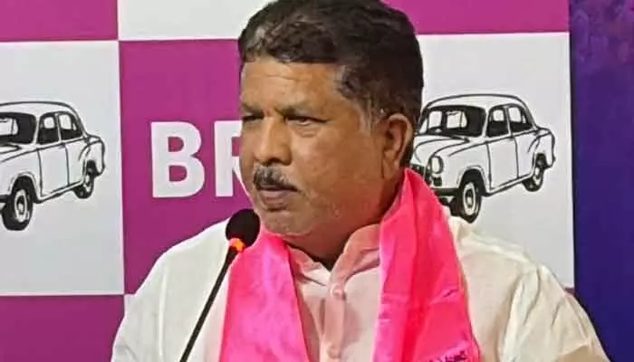 అధికారులు కాంగ్రెస్ పార్టీ తొత్తులుగా మారారు: ఎమ్మెల్యే అధికారులు కాంగ్రెస్ పార్టీ తొత్తులుగా మారారు: ఎమ్మెల్యే
