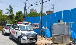 ఇంతకీ అది ప్రభుత్వ భూమా, ప్రైవేటు వ్యక్తుల భూమా?.. వివాదాస్పద భూమి వద్ద మోహరించిన పోలీసులు
