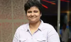 సినిమా రిలీజ్ ముందు హడావిడి అందుకే.. ఇండస్ట్రీ టాప్ సీక్రెట్ బయటపెట్టిన నందిని రెడ్డి సినిమా రిలీజ్ ముందు హడావిడి అందుకే.. ఇండస్ట్రీ టాప్ సీక్రెట్ బయటపెట్టిన నందిని రెడ్డి