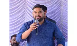 సమాచారం లేకుండా విధులకు గైర్హాజరైన అంగన్ వాడి ఉద్యోగులపై వేటు సమాచారం లేకుండా విధులకు గైర్హాజరైన అంగన్ వాడి ఉద్యోగులపై వేటు