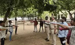 రేస్ కళాశాలలో డ్రగ్స్ అవగాహన కార్యక్రమం రేస్ కళాశాలలో డ్రగ్స్ అవగాహన కార్యక్రమం